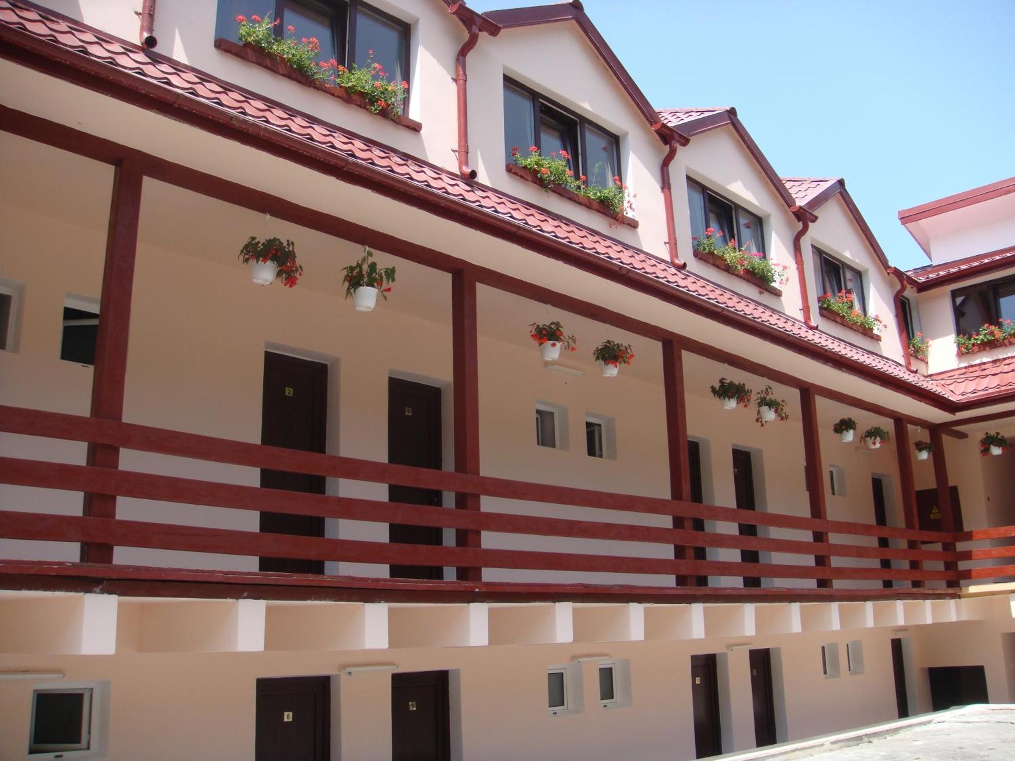 Motel Cristina Bicaz Dış mekan fotoğraf