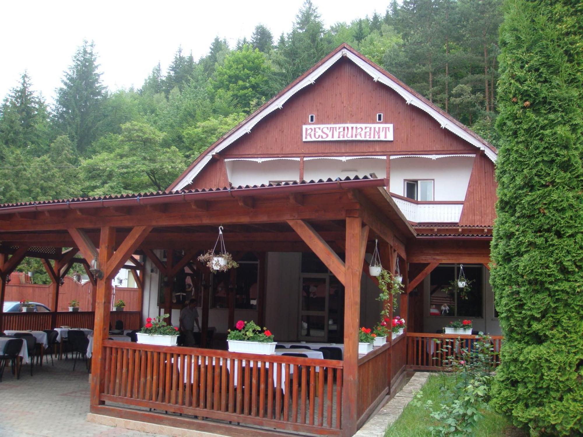 Motel Cristina Bicaz Dış mekan fotoğraf