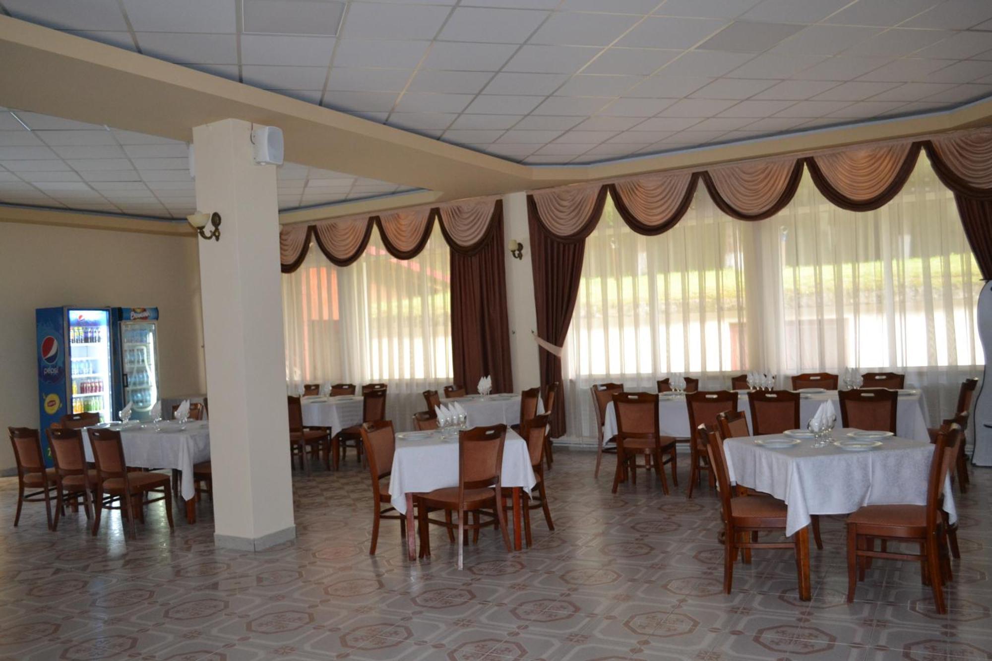 Motel Cristina Bicaz Dış mekan fotoğraf